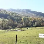 Holiday House Jana بيت للعطل