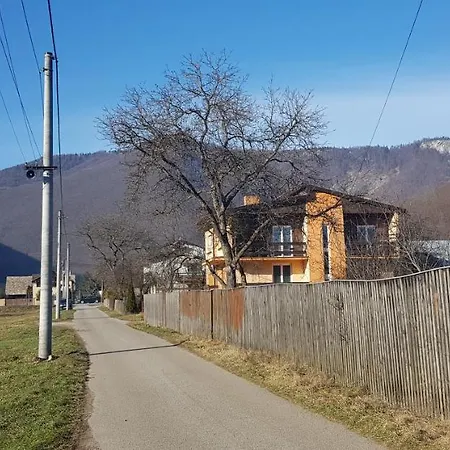 House Jana